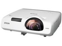 Epson PowerLite 520 - 3LCD projector