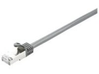 V7 - Network cable - RJ-45 (M) to RJ-45 (M)
