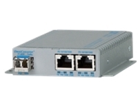 Omnitron OmniConverter GPoE/SE and GPoE+/SE
