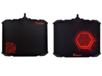 DRACONEM OFFERS TWO DIFFERENT SURFACES, AN ALUMINUM BASE, AND A UNIQUE MOUSE BUN